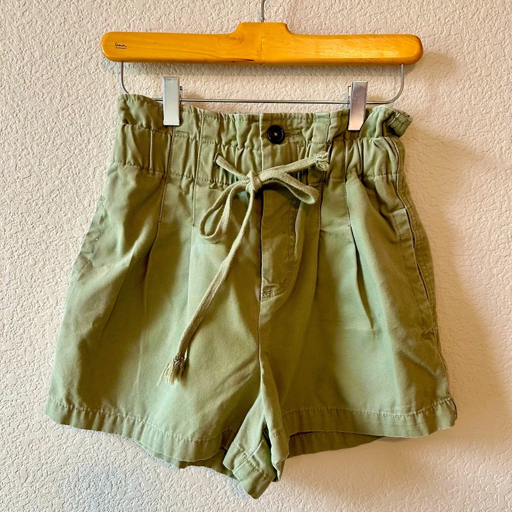 Forever 21- Paper Bag- High Waisted Shorts-Size XS